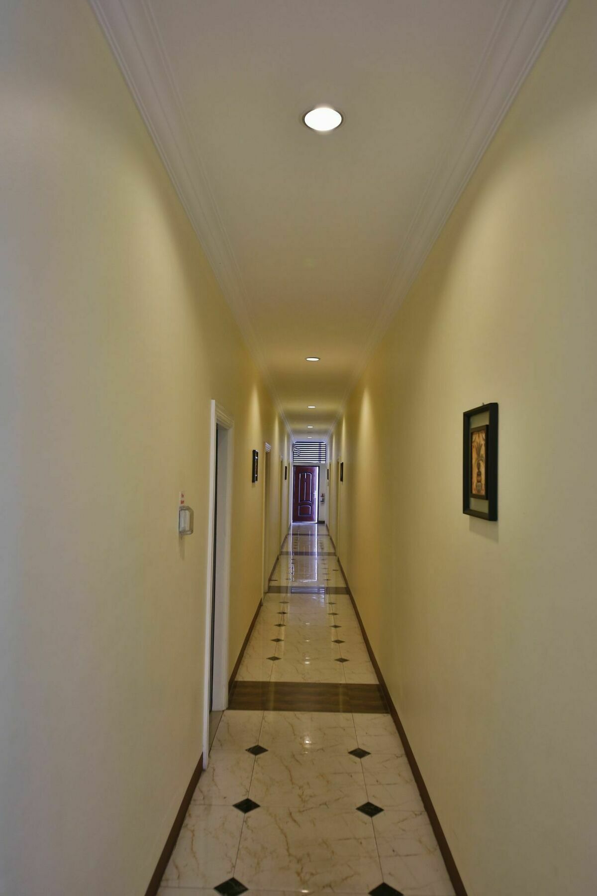 Hotel 72 Rangoon Buitenkant foto
