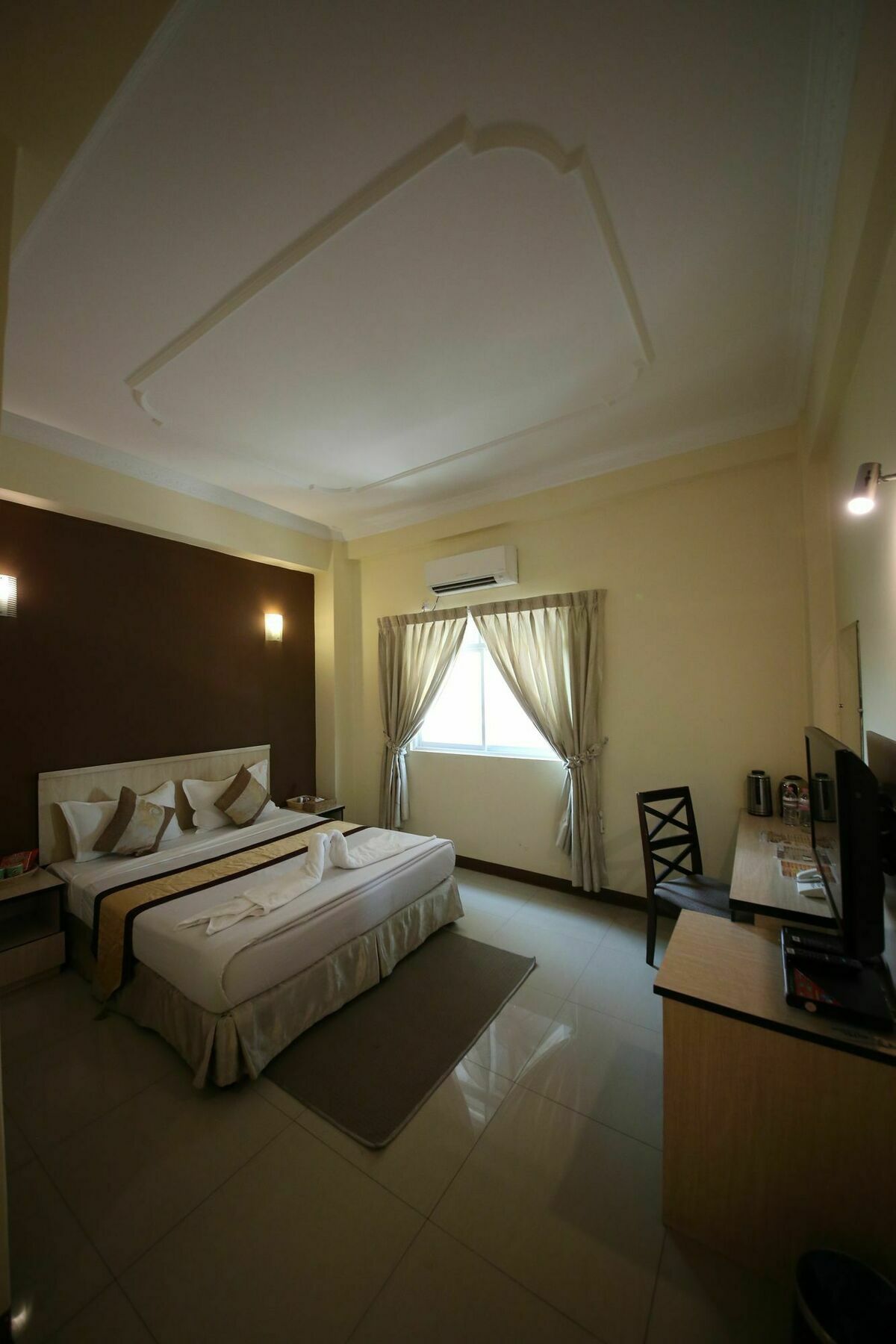 Hotel 72 Rangoon Buitenkant foto