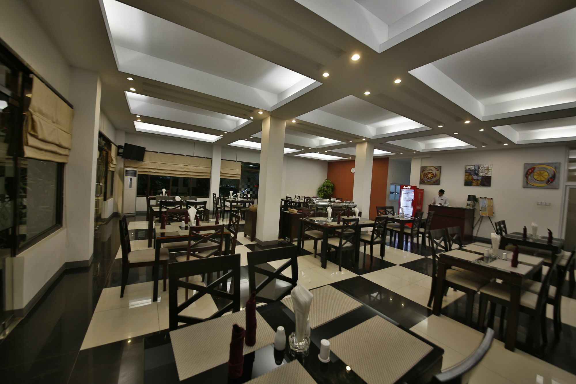 Hotel 72 Rangoon Buitenkant foto