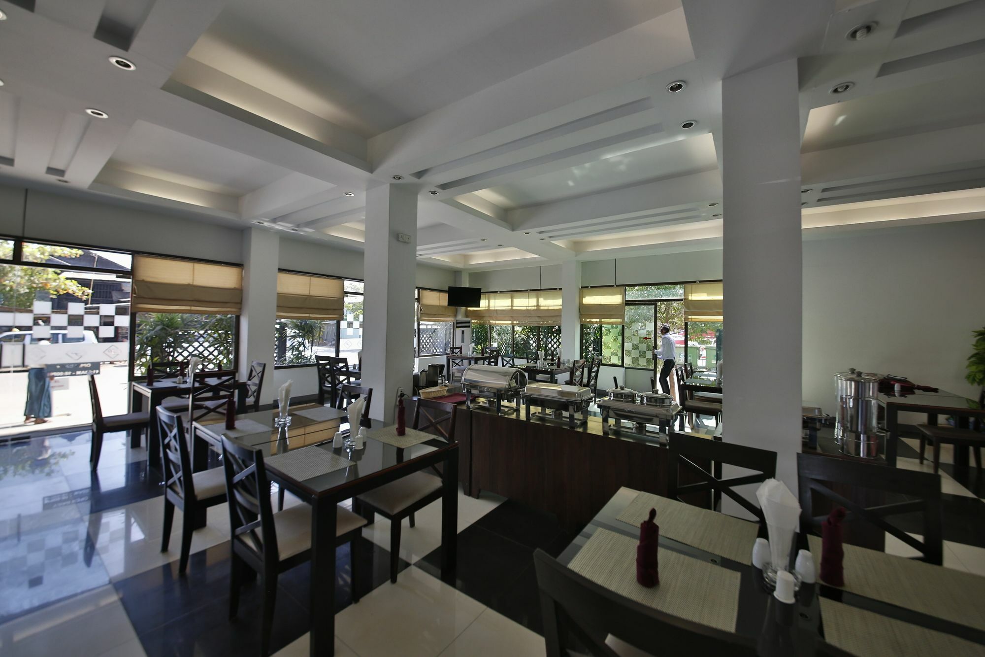 Hotel 72 Rangoon Buitenkant foto