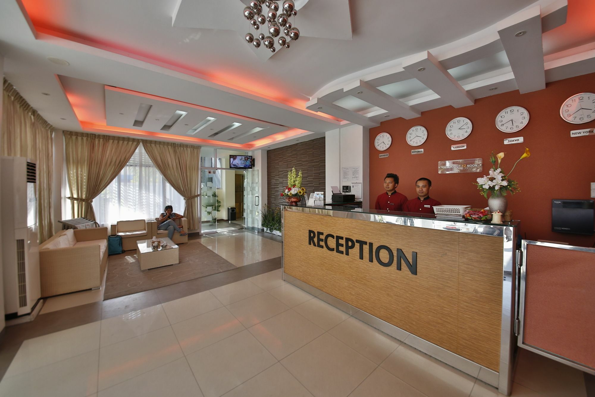 Hotel 72 Rangoon Buitenkant foto